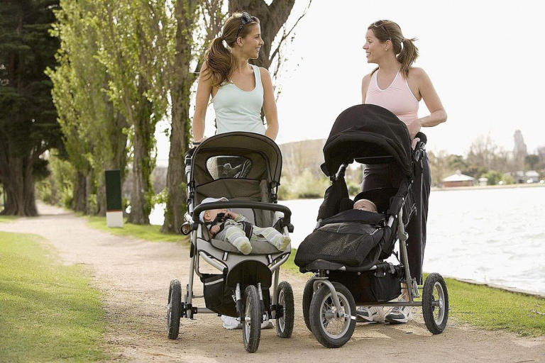 [ĐÁNH GIÁ] Top 5+ xe đẩy cho bé sơ sinh Giá Rẻ, Chất Lượng Cao
